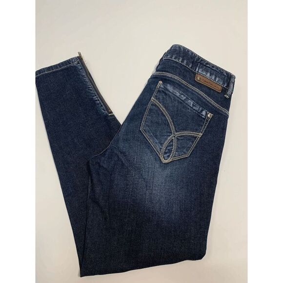 Calvin Klein Jeans Body Skinny Jean - Picture 1 of 8